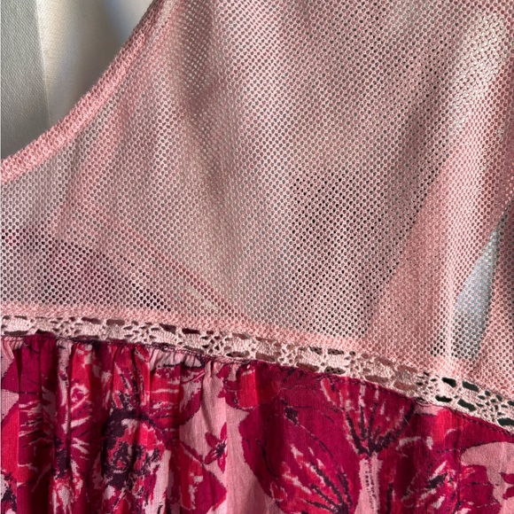 Free People Pink Floral Boho Tunic Top Ruffle Hem Size L - Picture 4 of 8